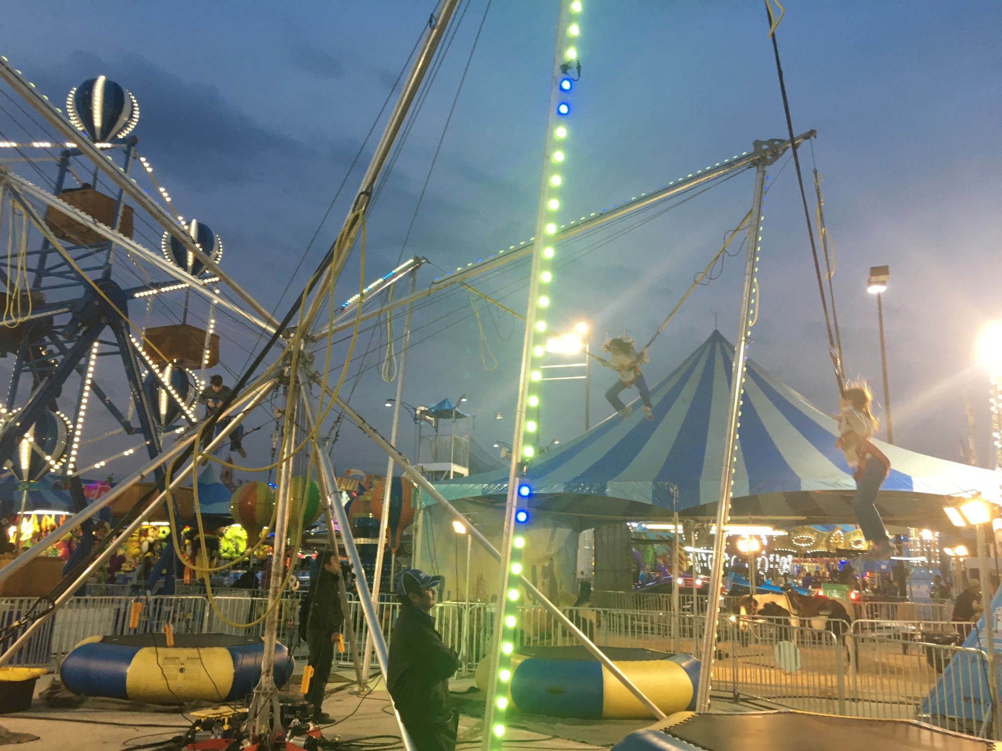 05-11-2016-carnival-8 photo