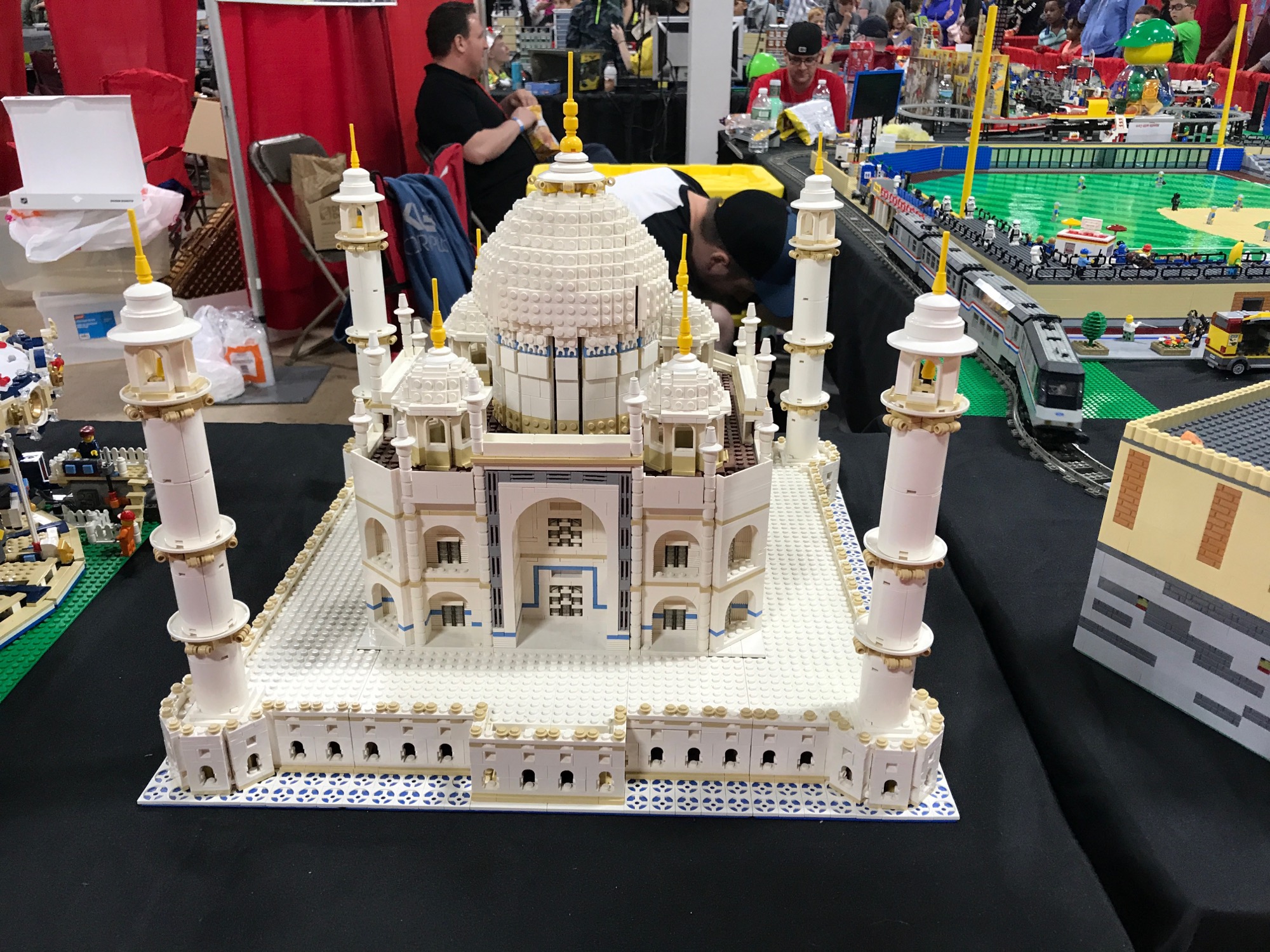 2017-04-23-brickfest-2017-7 photo